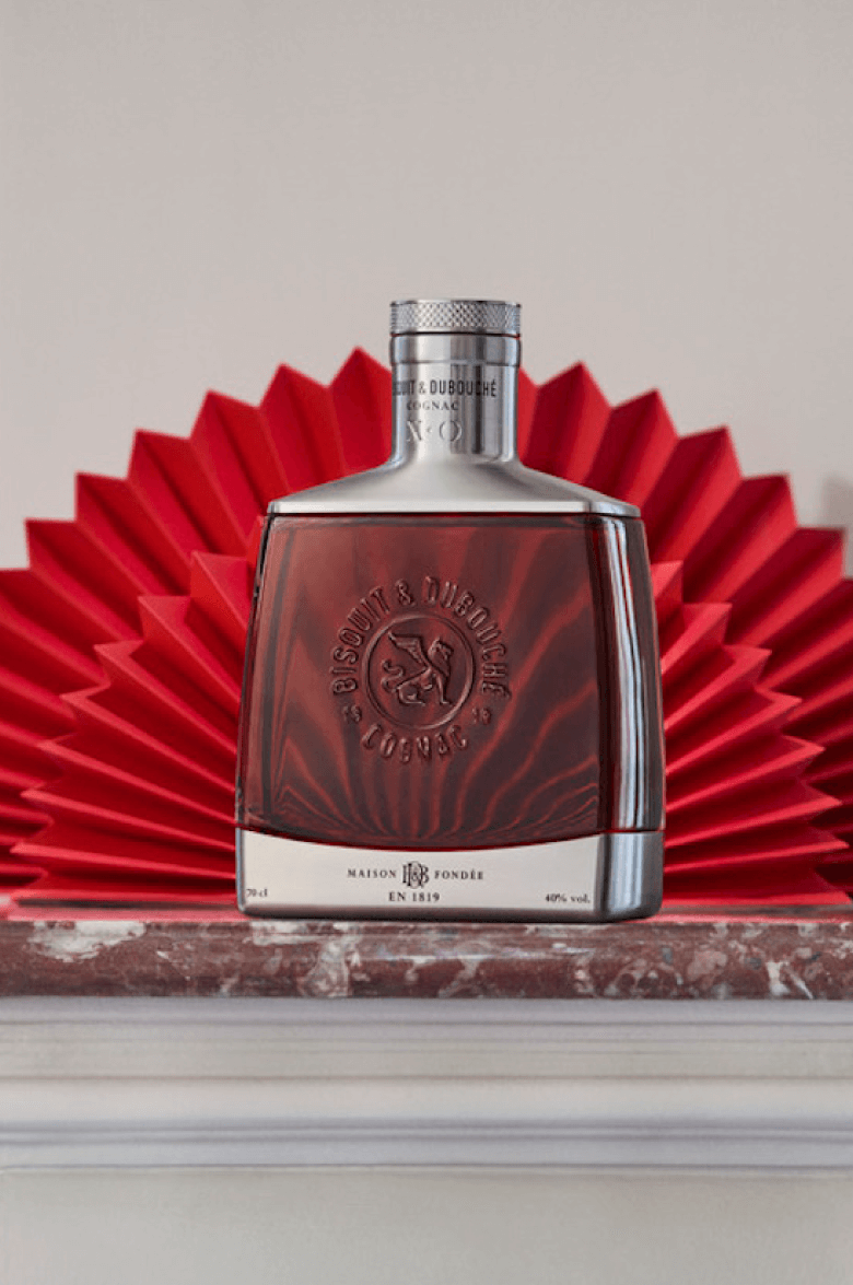 Бисквит Коньяк XO в подарочной упаковке 0.7 л