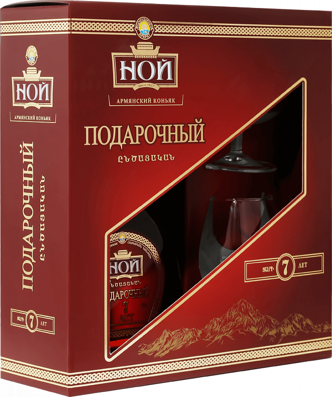 Армянский Коньяк Ной Подарочный 7 лет подарочный набор с двумя бокалами 0.5 л